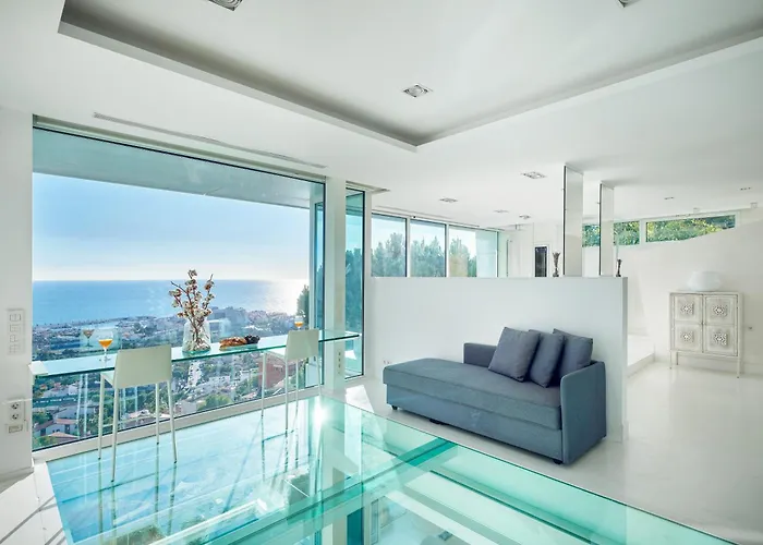 In With Pool, Jacuzzi, Bbq, View, Ac, 12pax