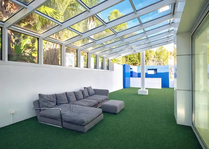 In With Pool, Jacuzzi, Bbq, View, Ac, 12pax