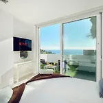 In With Pool, Jacuzzi, Bbq, View, Ac, 12pax * Sitges