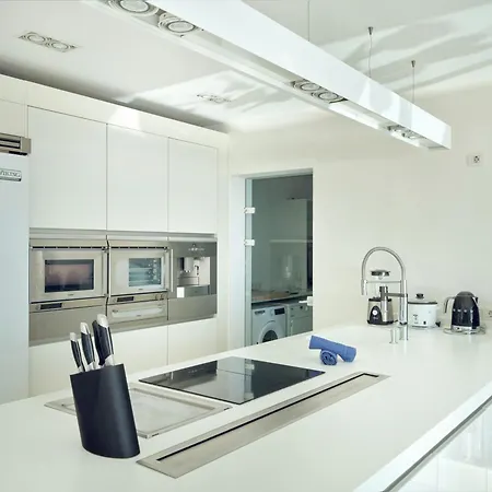 In With Pool, Jacuzzi, Bbq, View, Ac, 12pax Villa Sitges