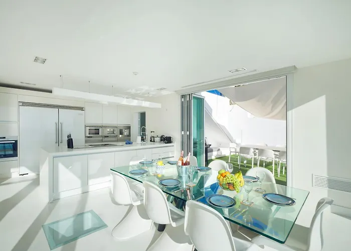 In With Pool, Jacuzzi, Bbq, View, Ac, 12pax Vila *