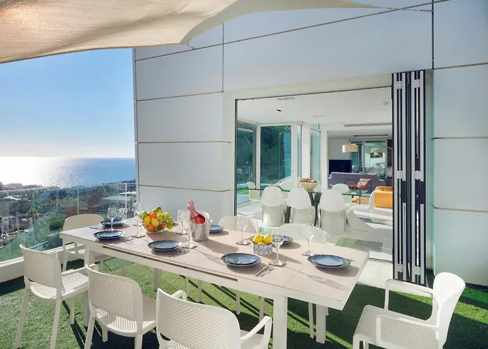 In With Pool, Jacuzzi, Bbq, View, Ac, 12pax * Sitges