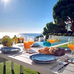 In With Pool, Jacuzzi, Bbq, View, Ac, 12pax Villa *